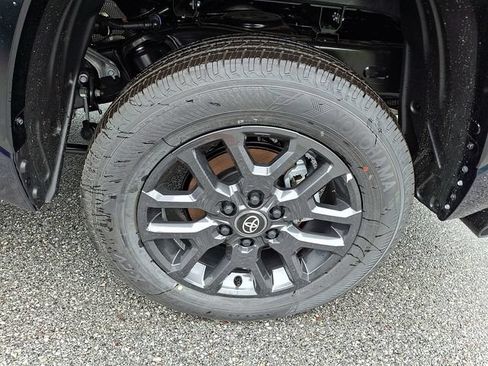 New 2026 Toyota Tundra Platinum AWD/4WD image 5