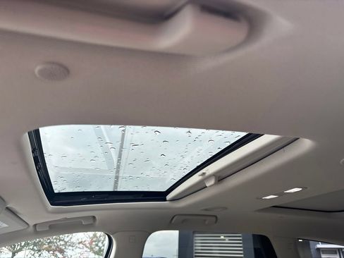 Used 2023 Buick Enclave Avenir w/ Trailering Package, 5000 lbs. AWD/4WD image 10