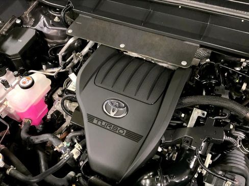 Used 2023 Toyota Highlander Platinum AWD/4WD image 33