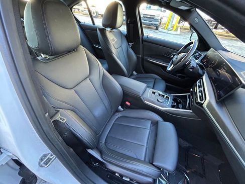 Used 2024 BMW 330i Sedan w/ Convenience Package image 32