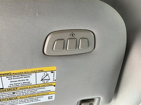 Certified 2023 Ford Expedition Max XLT image 31