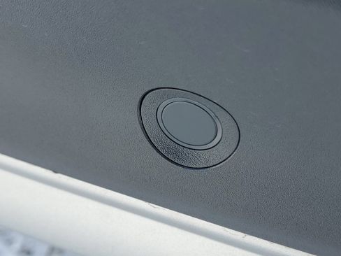 New 2026 Lincoln Corsair Premiere image 6