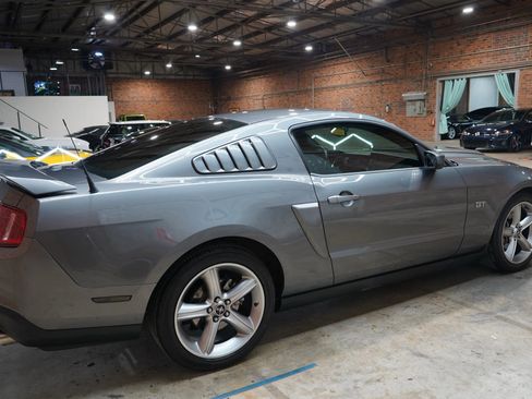 Used 2010 Ford Mustang GT image 20