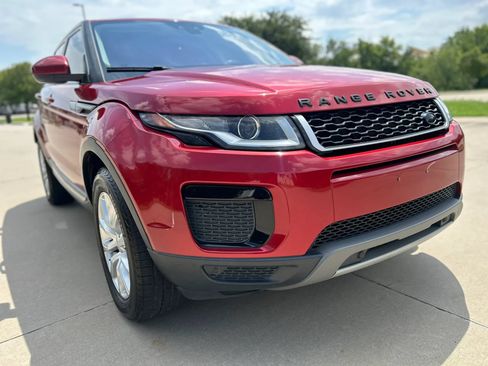 Used 2019 Land Rover Range Rover Evoque AWD/4WD image 4