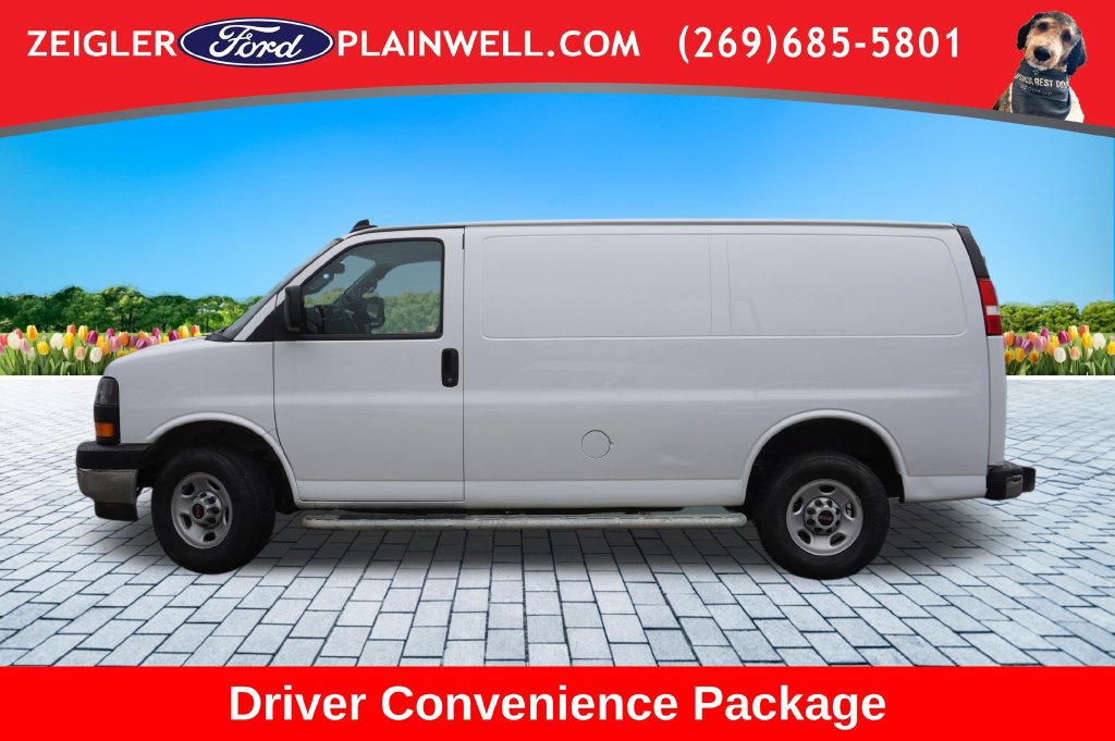Used 2025 GMC Savana 2500 w/ Driver Convenience Package RWD image 2