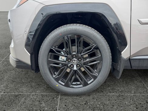 New 2026 Toyota RAV4 XSE image 9