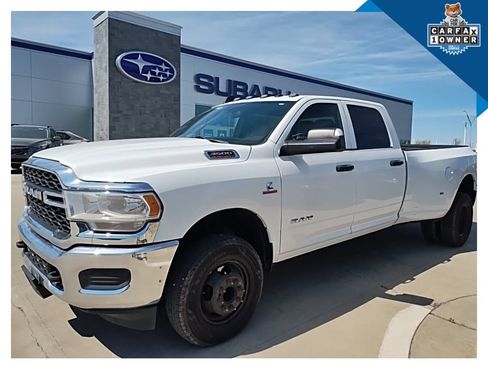 Used 2022 RAM 3500 Tradesman w/ Chrome Appearance Group AWD/4WD image 2