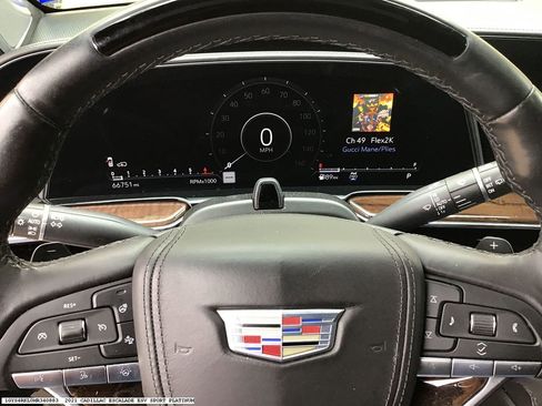 Used 2021 Cadillac Escalade ESV Sport Platinum image 8