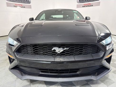 Used 2022 Ford Mustang Premium image 8