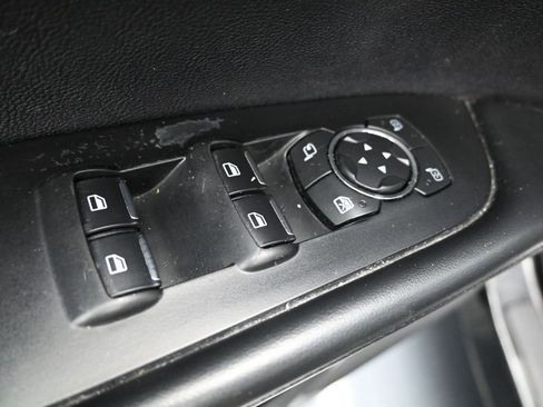 Used 2016 Lincoln MKX Reserve w/ Climate Package AWD/4WD image 11