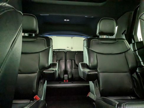 Used 2021 Ford Explorer ST w/ Equipment Group 401A AWD/4WD image 30