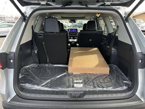 New 2026 Toyota Grand Highlander XLE image 23