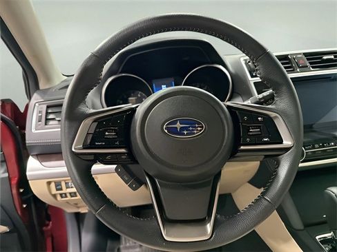 Used 2019 Subaru Outback 2.5i Limited image 16