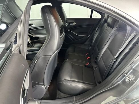 Used 2019 Mercedes-Benz CLA 250 4MATIC image 24