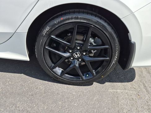 Used 2025 Honda Civic Sport image 11