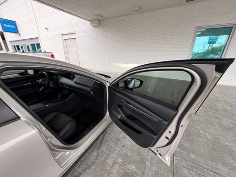 Used 2025 MAZDA MAZDA3 s FWD image 14