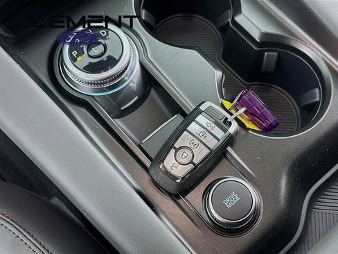 New 2026 Ford Explorer Active w/ Active Comfort Package AWD/4WD image 22