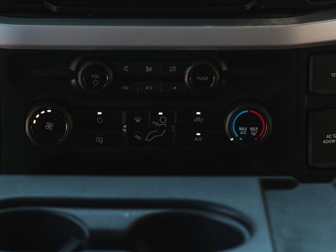 Used 2023 Ford F250 XL w/ 360-Degree Camera Package image 22