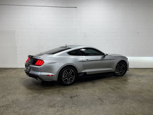 Used 2020 Ford Mustang Premium RWD image 3