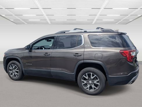 Used 2020 GMC Acadia SLE w/ Driver Convenience Package image 3