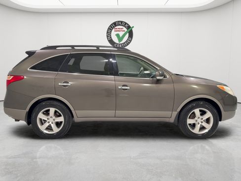 Used 2009 Hyundai Veracruz Limited w/ Navigation Pkg 4 AWD/4WD image 6