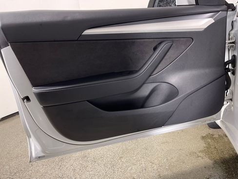 Used 2021 Tesla Model 3 Long Range image 19