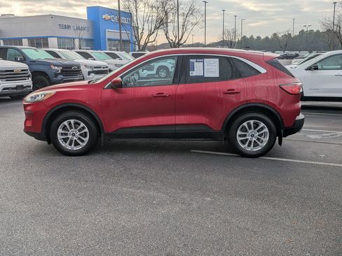 Used 2021 Ford Escape SE w/ Cold Weather Package image 6