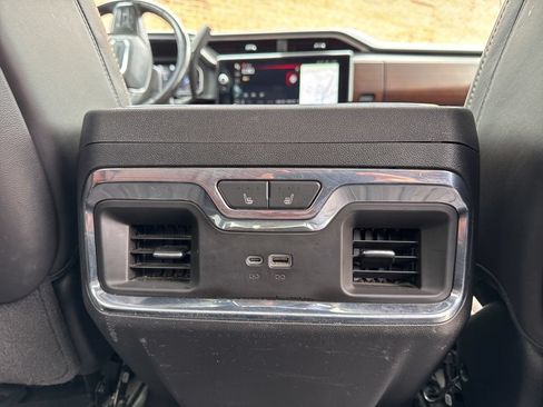 Used 2024 GMC Sierra 2500 Denali Ultimate w/ Snow Plow Prep/Camper Package AWD/4WD image 14