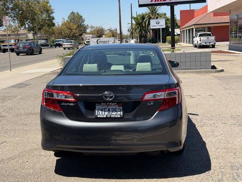 Used 2012 Toyota Camry LE FWD image 5