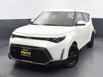 Used 2023 Kia Soul LX w/ LX Technology Package