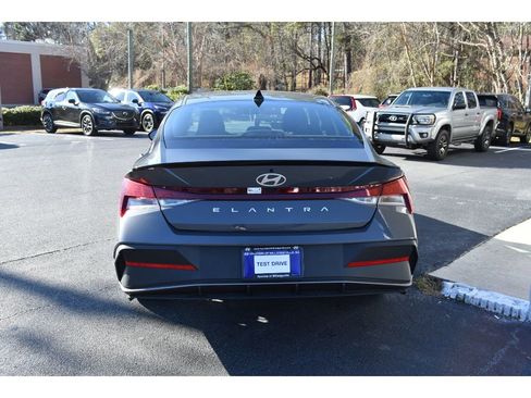 New 2026 Hyundai Elantra Sport image 4