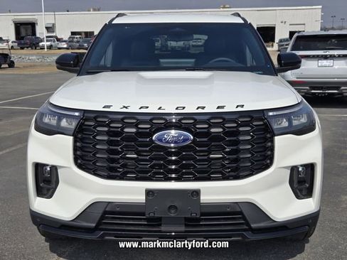 New 2026 Ford Explorer ST-Line w/ ST-Line Street Pack image 14