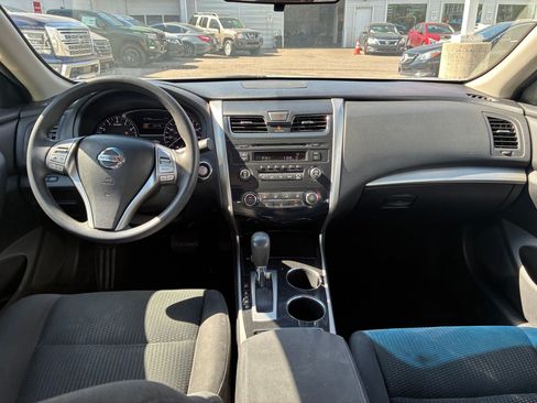 Used 2014 Nissan Altima 2.5 S FWD image 24