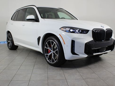 New 2026 BMW X5 xDrive50e image 7