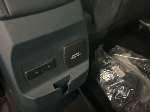 New 2026 Ford Maverick XLT w/ XLT Luxury Package FWD image 17