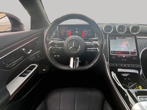 Used 2025 Mercedes-Benz CLE 450 4MATIC Cabriolet image 6