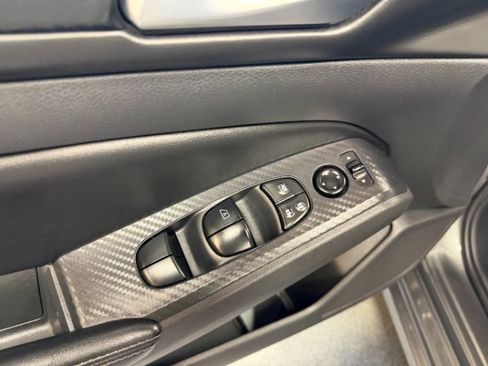Used 2025 Nissan Altima 2.5 SV FWD image 11