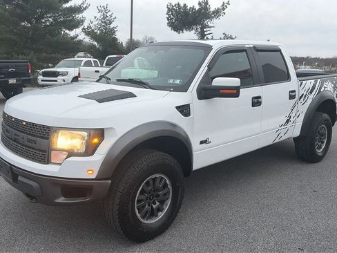 Used 2011 Ford F150 Raptor w/ Raptor Luxury Pkg image 23
