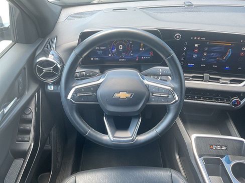 Used 2025 Chevrolet Equinox LT w/ Convenience Package II FWD image 15