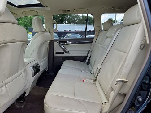 Used 2015 Lexus GX 460 w/ Premium Package AWD/4WD image 11