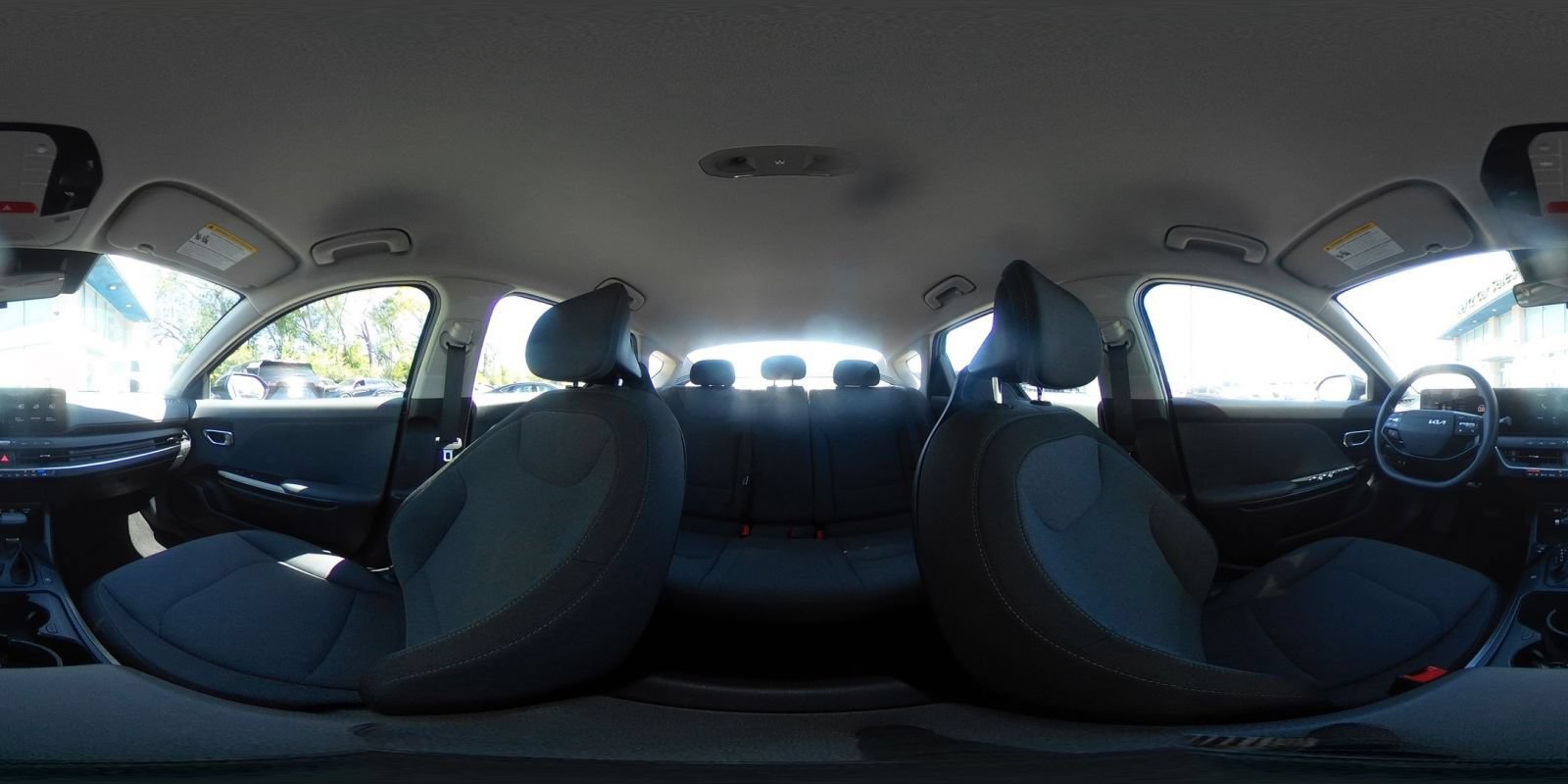 Used 2025 Kia K4 FWD image 40