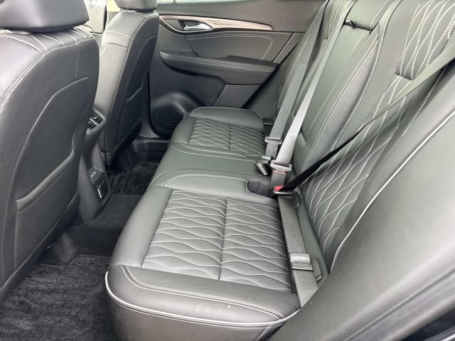 Used 2021 Buick Envision Avenir w/ Technology Package II FWD image 14