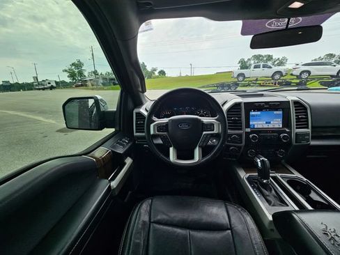 Used 2018 Ford F150 Lariat AWD/4WD image 13