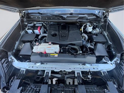 Used 2022 Toyota Tundra SR5 image 9