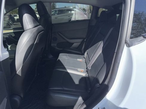 Used 2023 Tesla Model Y Long Range image 7