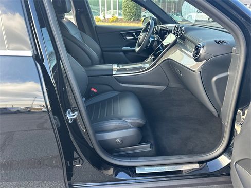 Certified 2025 Mercedes-Benz GLC 300 image 14
