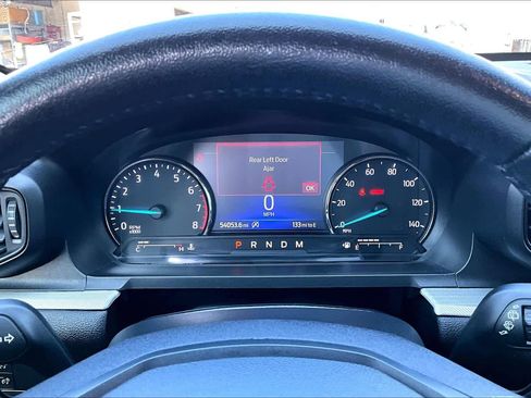 Used 2020 Ford Explorer XLT image 25