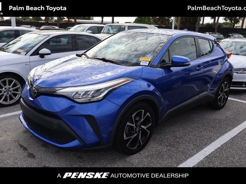 Used 2021 Toyota C-HR XLE FWD image 1