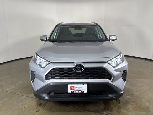Used 2025 Toyota RAV4 XLE image 13