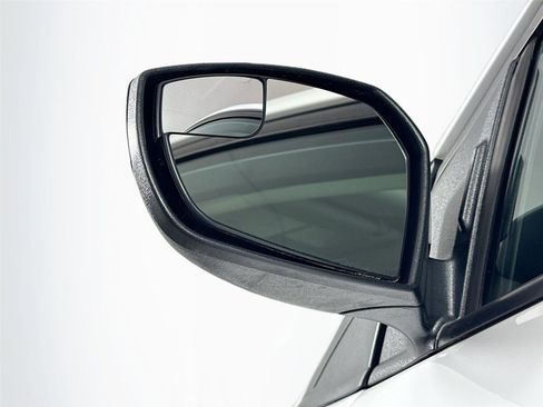 Used 2018 Ford Escape S image 5